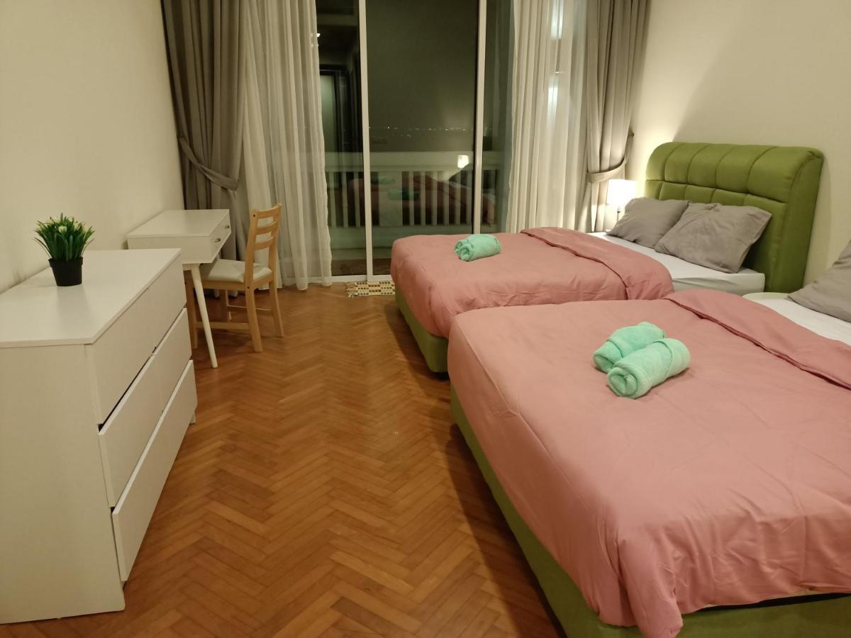 Straits Quay Marina Suites Penang By Aurorahomes Bagan Jermal Экстерьер фото