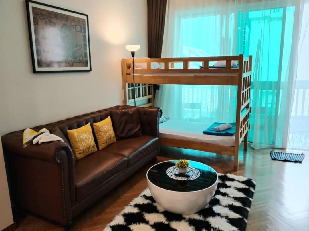 Straits Quay Marina Suites Penang By Aurorahomes Bagan Jermal Экстерьер фото
