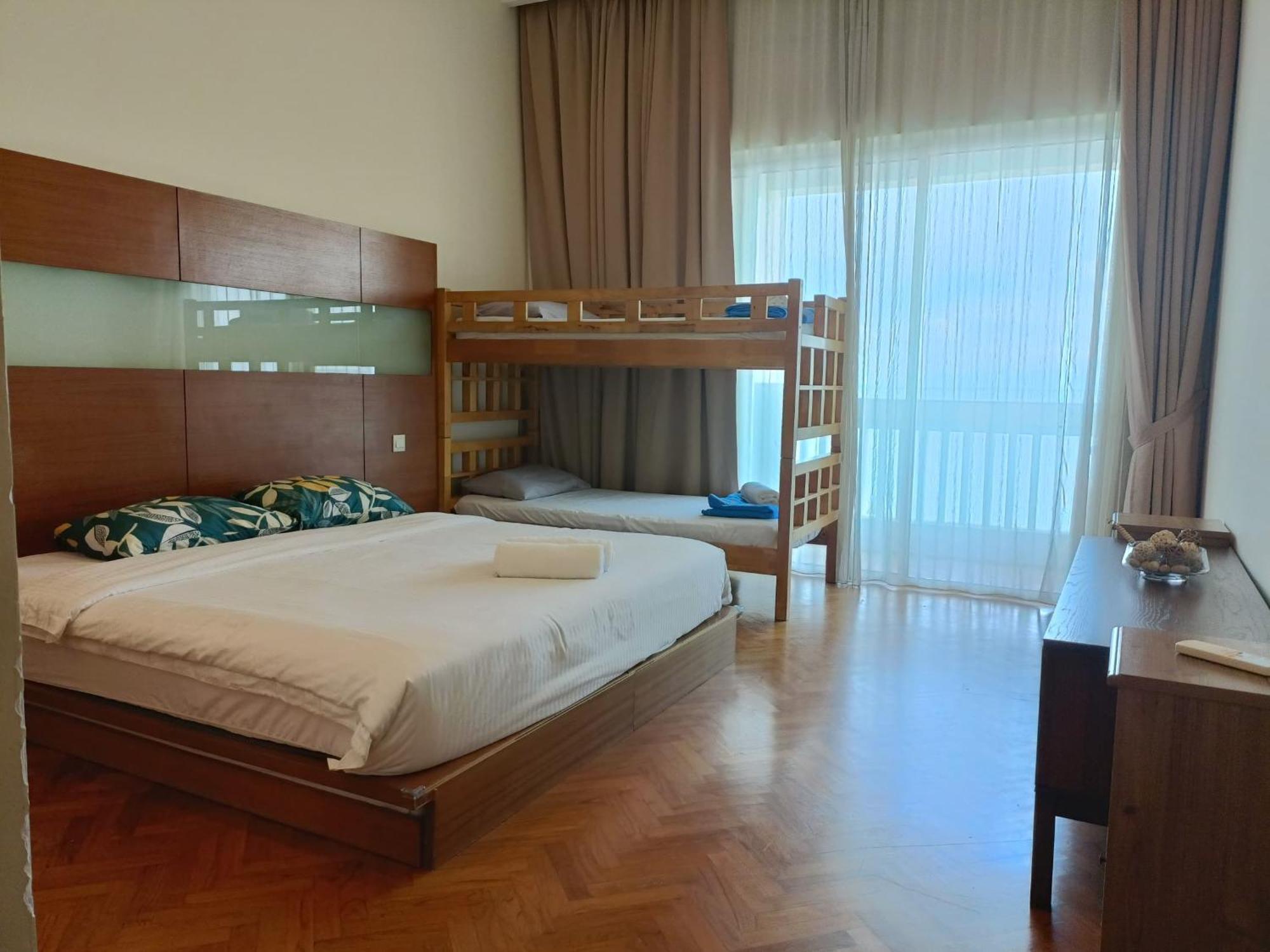 Straits Quay Marina Suites Penang By Aurorahomes Bagan Jermal Экстерьер фото