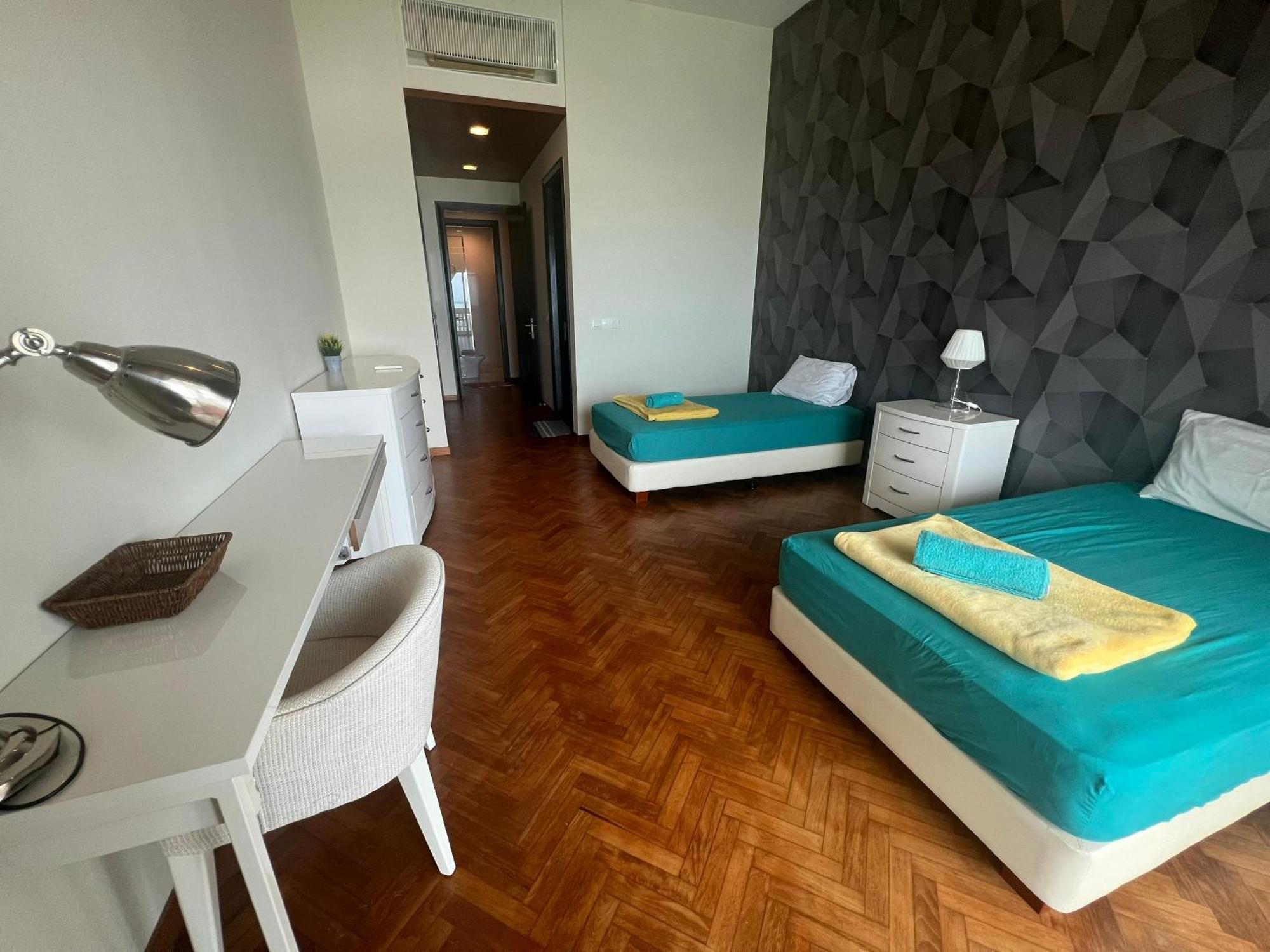 Straits Quay Marina Suites Penang By Aurorahomes Bagan Jermal Экстерьер фото