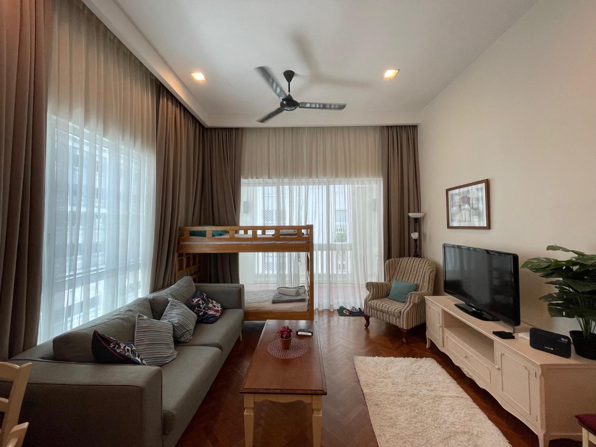 Straits Quay Marina Suites Penang By Aurorahomes Bagan Jermal Экстерьер фото